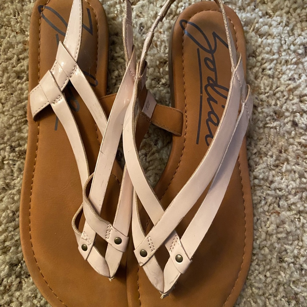 Zodiac  Women's Sandals - Pink